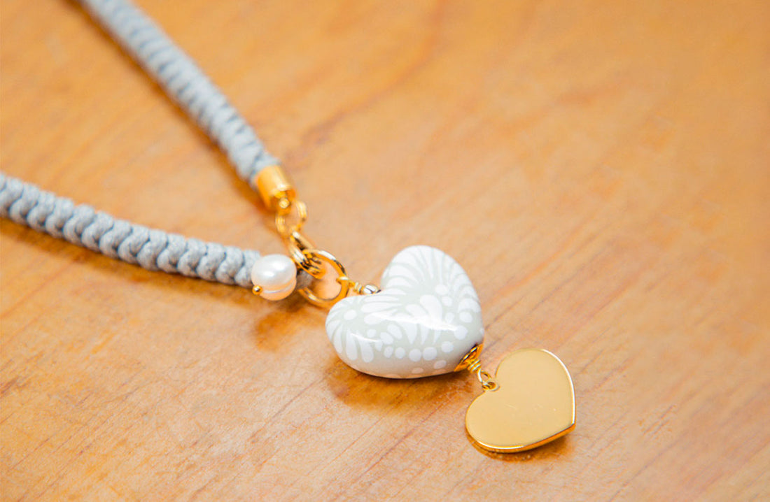 Collar de Talavera y Perla Laura