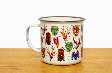 Taza de peltre Máscaras