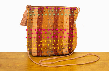 Bolsa grande con bolitas