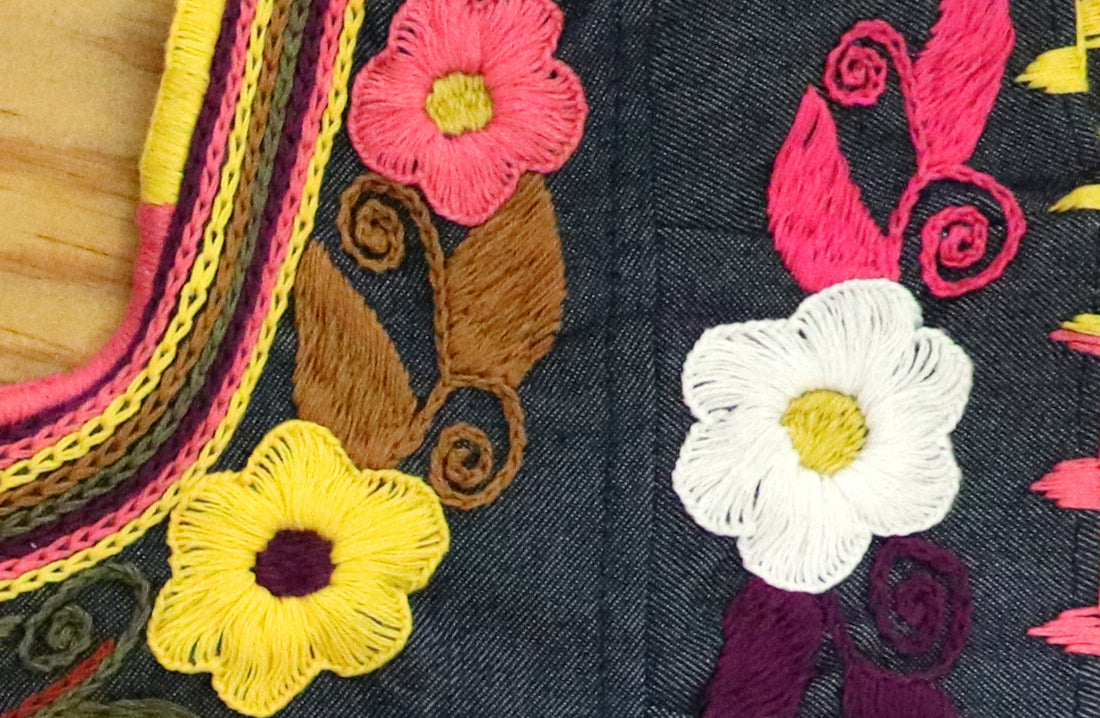 Vestido con flores para niña talla grande