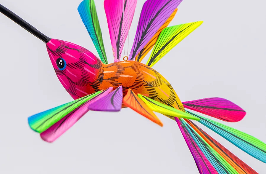 Alebrije colibri rosa chico