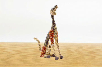 Alebrije perro galgo morado