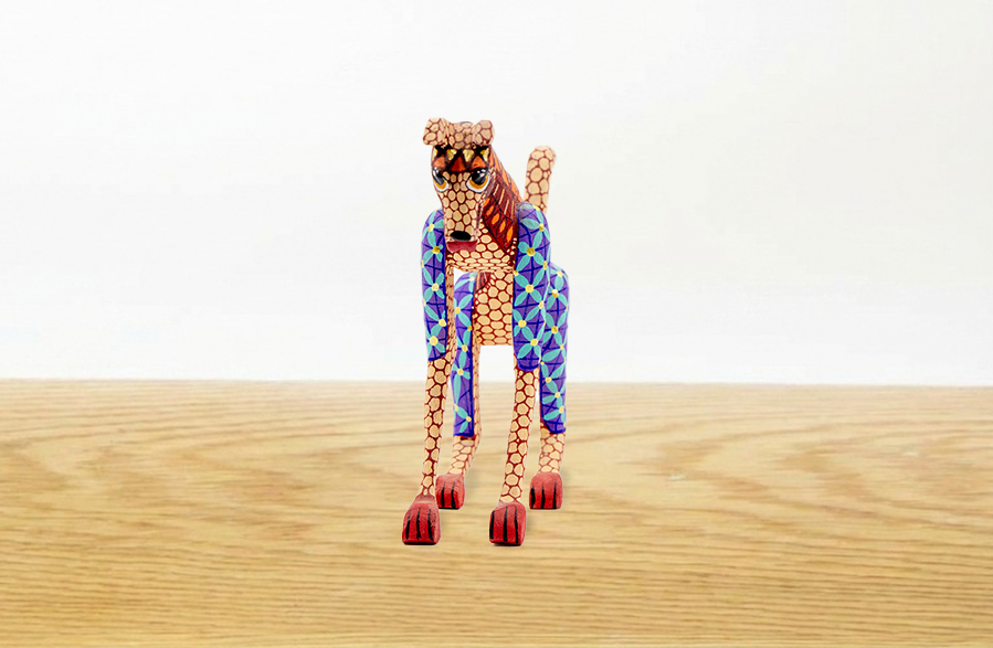 Alebrije perro galgo naranja