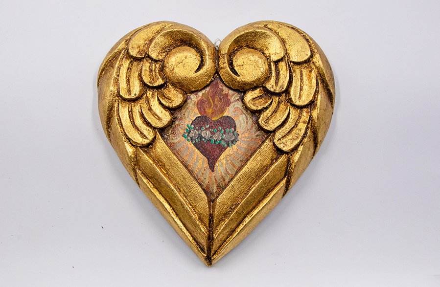 Corazón con alas Sagrario