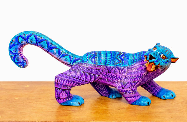 Alebrije Jaguar azul