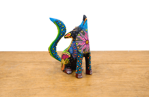 Alebrije coyote azul