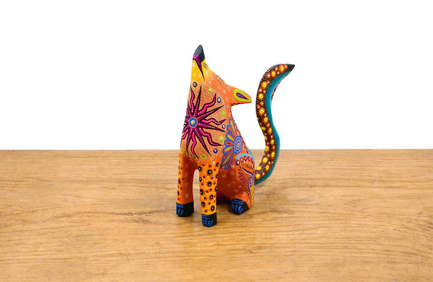 Alebrije coyote naranja