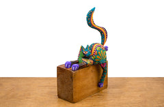 Alebrije gato negro