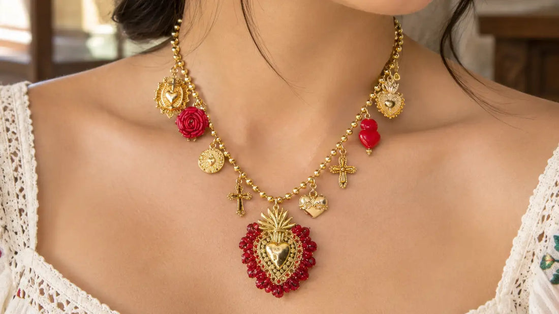 Collar corazón con flama