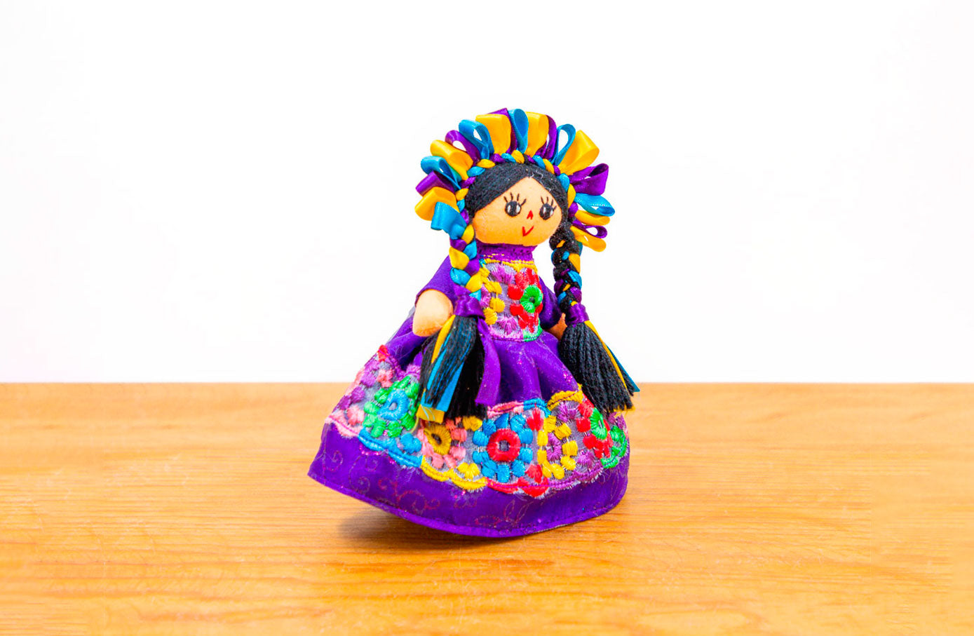 Imagenes de muñeca lele on sale