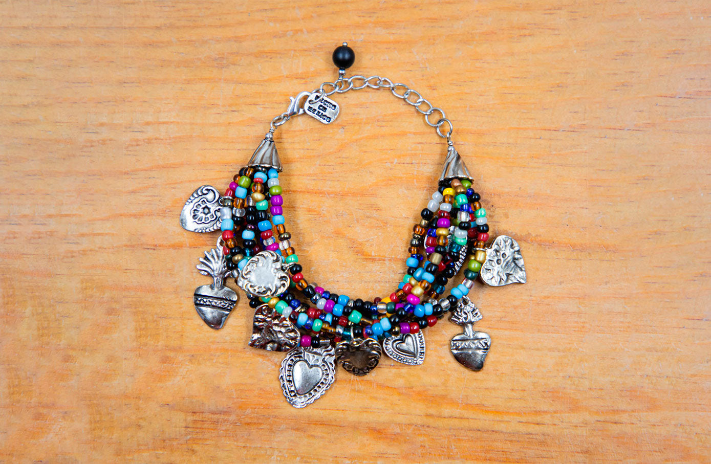 Pulsera Corazones multicolor
