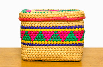 Caja tejida Greca
