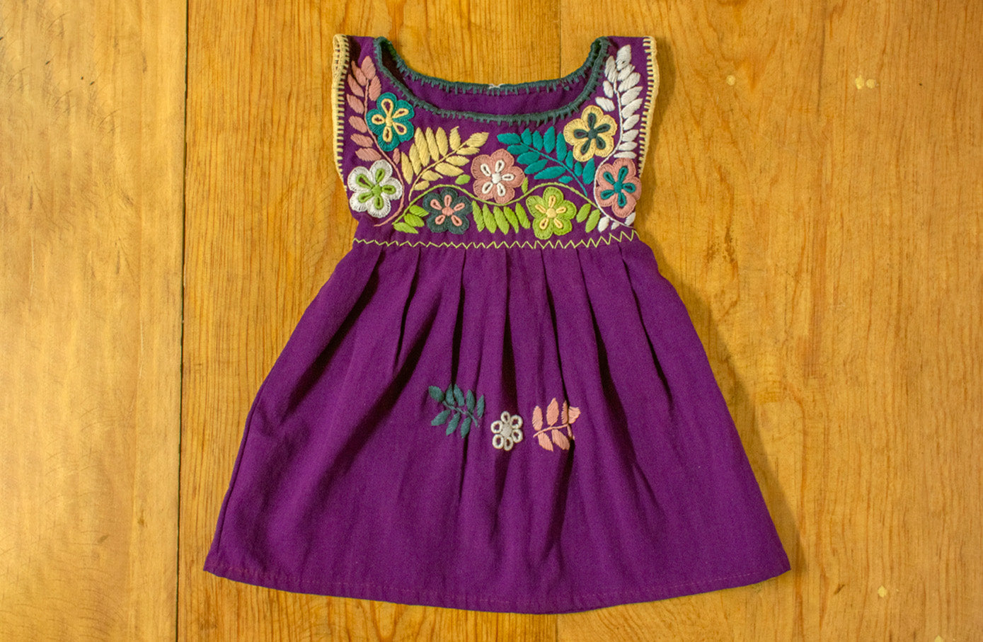 Vestido flores para niña