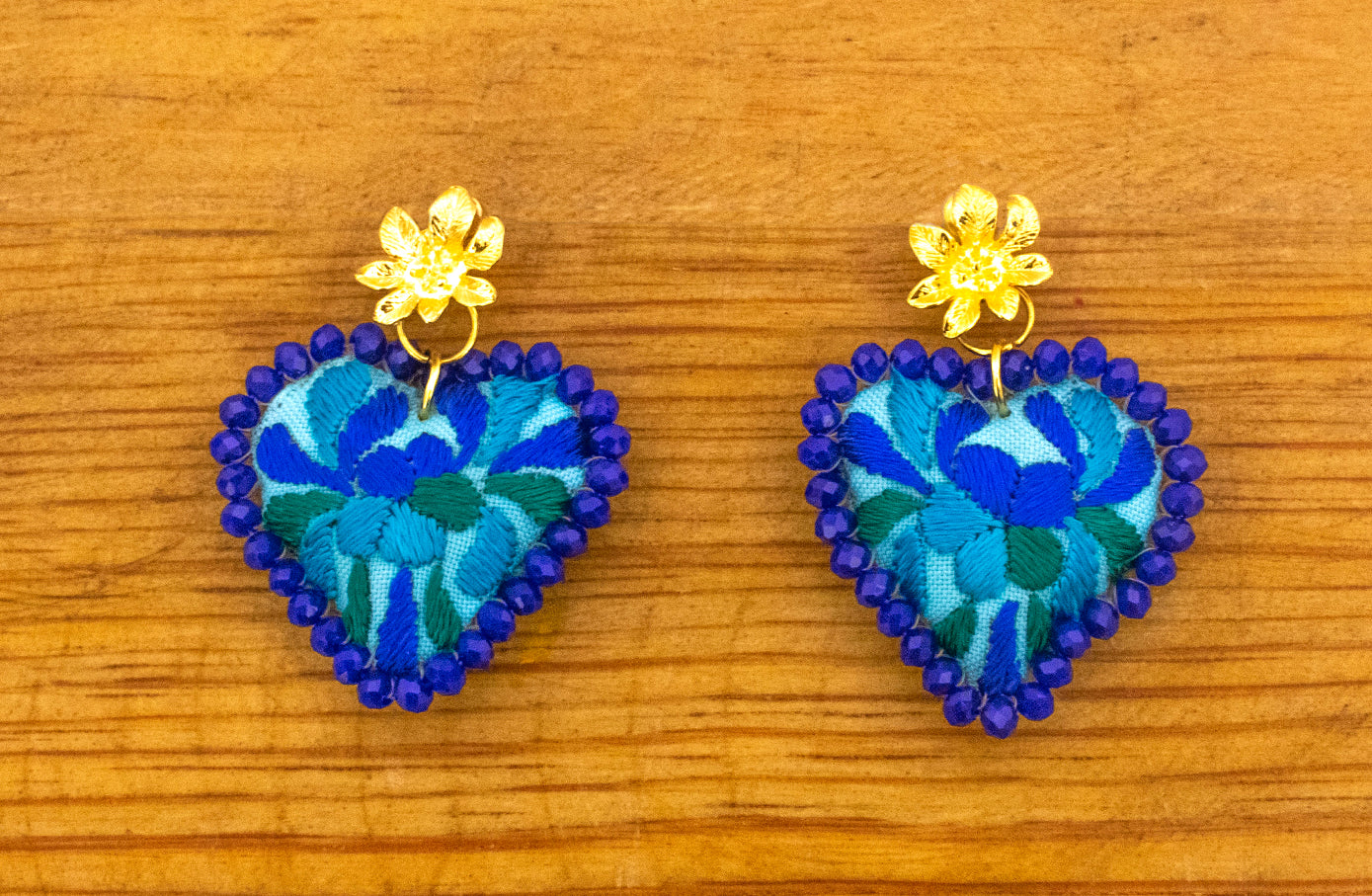 Aretes corazón azul